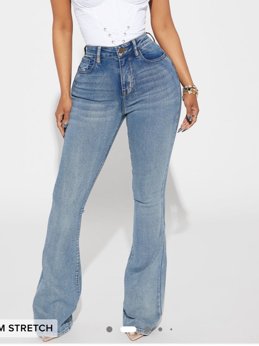 Fashion Nova Women's Blue Flare Jeans - Mid Wash Stretch